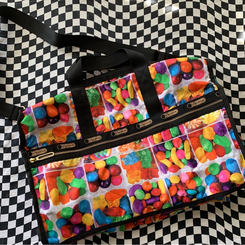 LeSportsac Dylan’s Candy Bar Large Weekender Bag Candy Print EUC